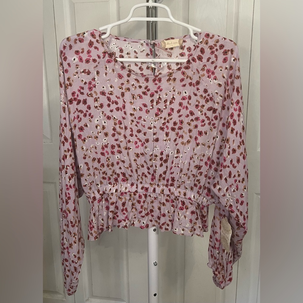 NWT Altar’d State L Floral Top Blouse Large Lilac Purple